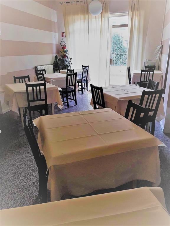 לידו די קאמאיורה Hotel Mirafiori מראה חיצוני תמונה