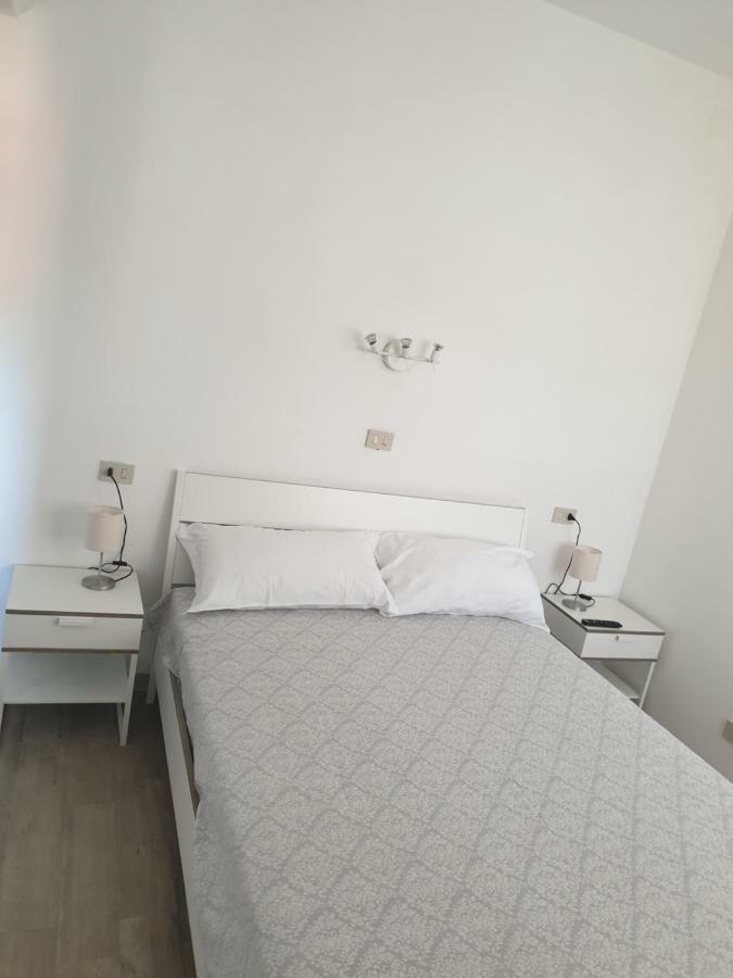 לידו די קאמאיורה Hotel Mirafiori מראה חיצוני תמונה